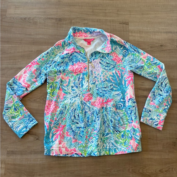 Lilly Pulitzer Sink or Swim popover - Picture 2 of 3